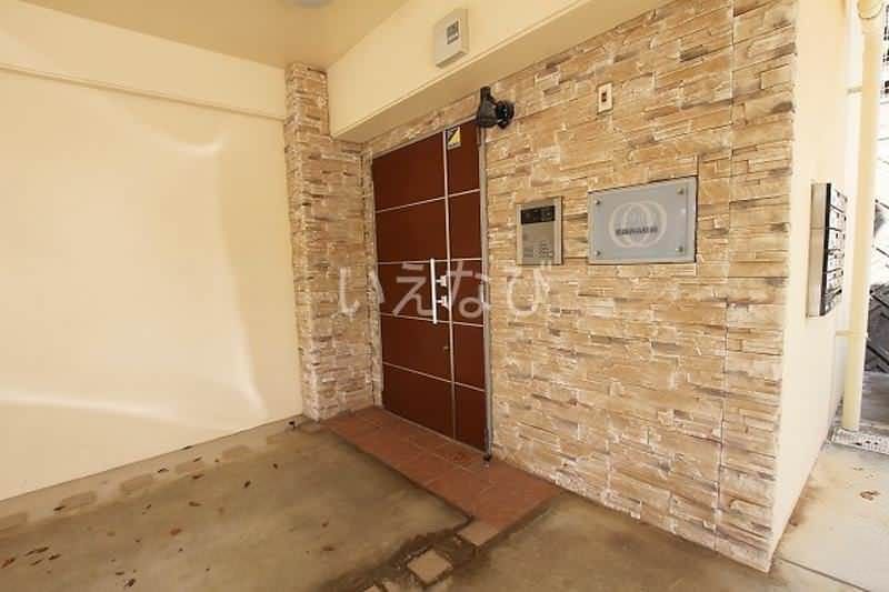 1K Apartment for Rent in Naha City, Okinawa - 87,000 Yen - Thumbnail 4