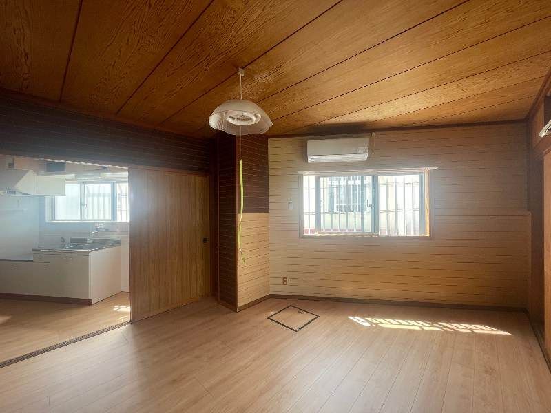 1LDK Apartment for Rent in Kadena Town, Okinawa - Thumbnail 4