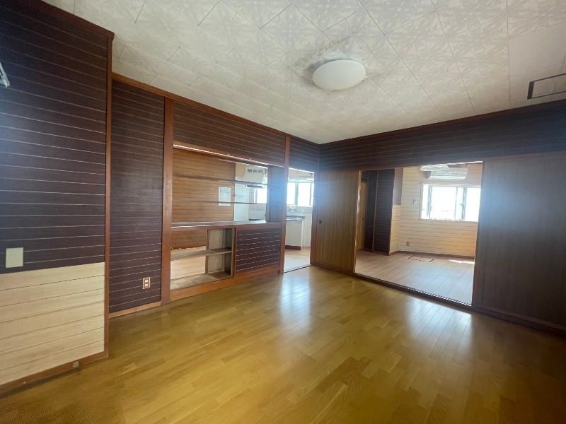 1LDK Apartment for Rent in Kadena Town, Okinawa - Thumbnail 3