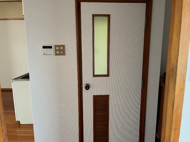 Sun Castle 3DK Apartment for Rent in Haebaru, Okinawa - Thumbnail 3