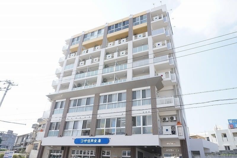 Modern Office for Rent in Naha, Okinawa - Ideal for New Business - Thumbnail 2