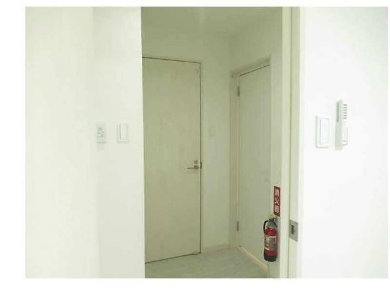 2LDK Apartment for Rent in Tomigusuku City, Okinawa - Thumbnail 2