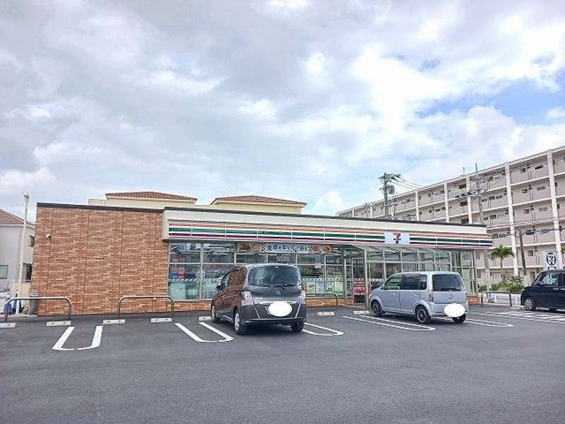 New 3LDK Apartment for Rent in Okinawa City's Momohara - Thumbnail 3