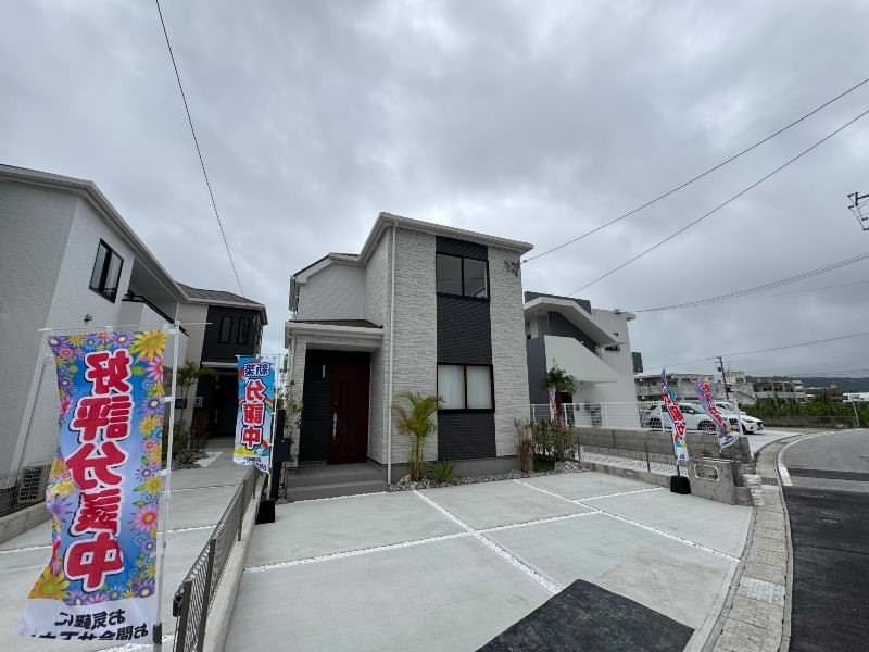 New 4LDK House for Sale in Nanjo City, Okinawa - Image 1