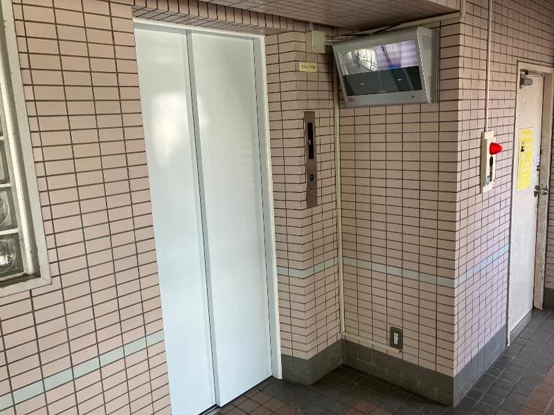 Renovated 3LDK Penthouse with Ocean View in Okinawa City - Thumbnail 3