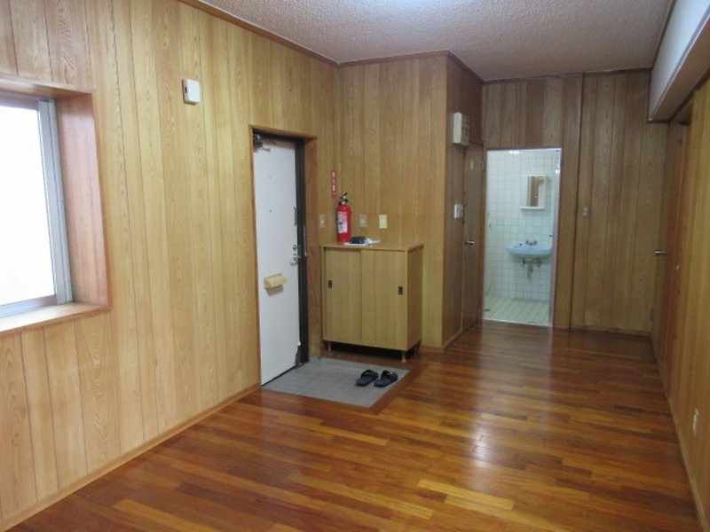 3LDK Apartment for Rent in Teruya, Okinawa City - Thumbnail 4