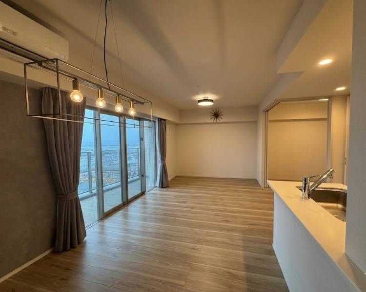 3LDK Pet-Friendly Apartment for Rent in Chatan, Okinawa - Thumbnail 3