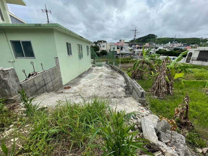 452 sqm Residential Land for Sale in Haebaru Town, Okinawa - Thumbnail 3