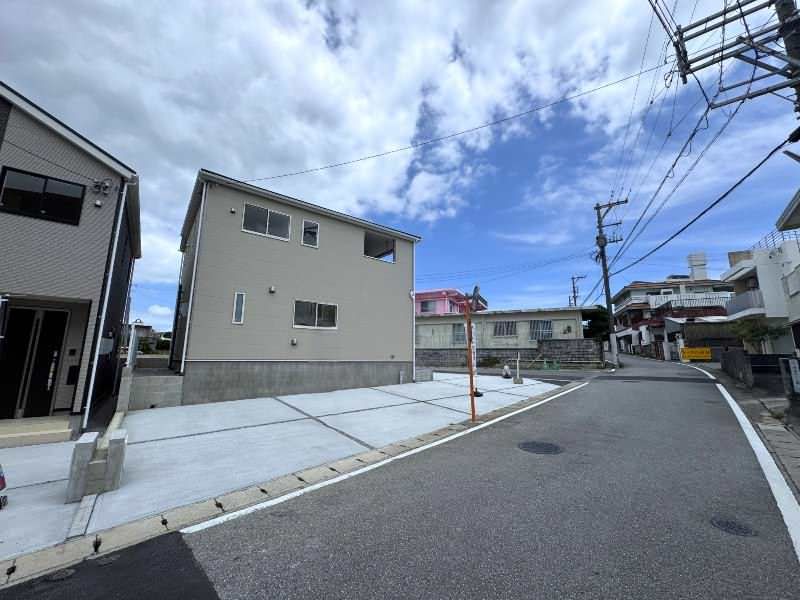 Newly Built 4LDK House for Sale in Itoman, Okinawa - Thumbnail 3