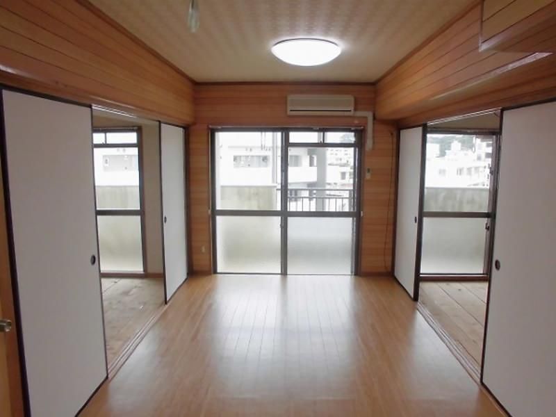 3DK Ocean View Apartment for Rent in Itoman City, Okinawa - Thumbnail 3