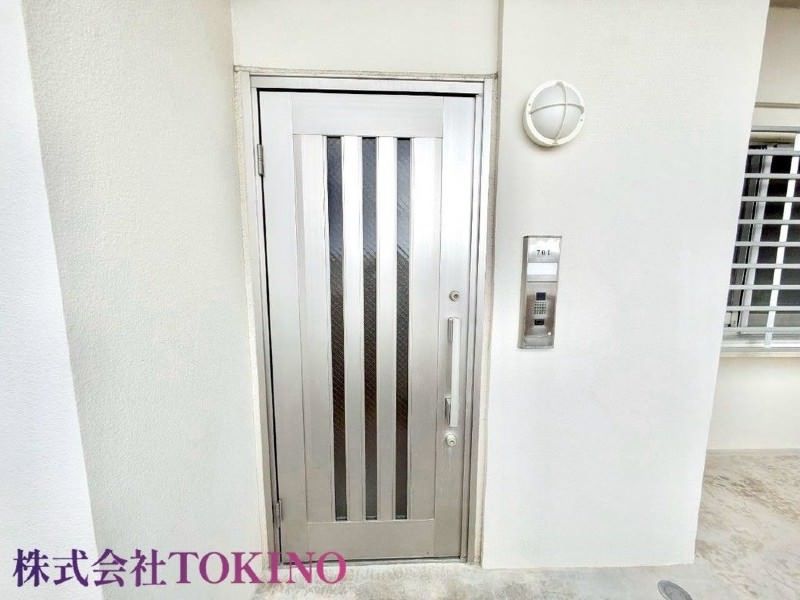 4LDK Top Floor Apartment with Views in Ginowan, Okinawa - Thumbnail 4