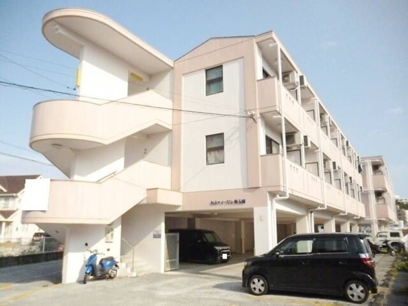 Castillo Tamatabashi 1R Apartment for Rent in Tomigusuku, Okinawa - Thumbnail 2