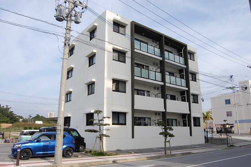 2LDK Rental Apartment in Chatan, Okinawa with Pet Negotiation - Thumbnail 2
