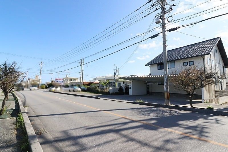 4LDK Two-Generation House for Sale in Nishihara, Okinawa - Thumbnail 3