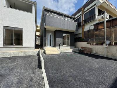 [Nishihara-cho Onatsu Building 2, total of 2 buildings] ✨? 0 yen moving fee + large cashback in progress ?✨ [Our affiliated interest rate from 0.284%] We can introduce you to "au Jibun Bank", the No. 1 bank in customer satisfaction for interest rates and group life insurance! Detached house for sale in Onatsu, Nishihara-cho (newly built, walk-in closet, system kitchen, intercom with monitor, 4LDK, 36.8 million yen) | Okinawa property information [Go Home] No. 11583-606 — Image 1, Nishihara, Okinawa