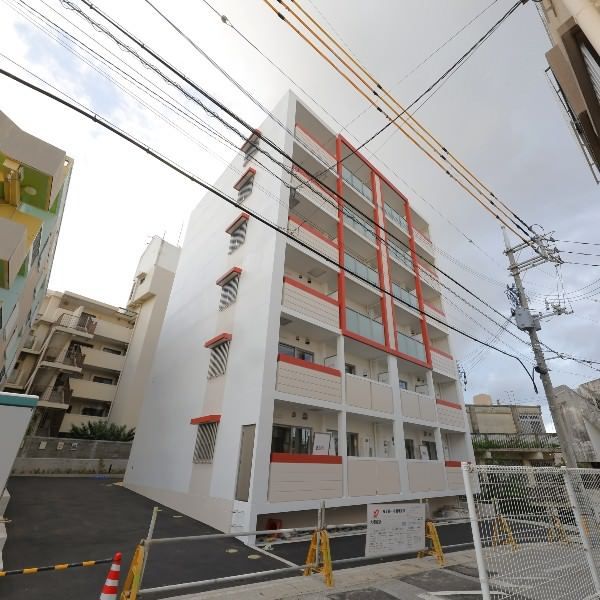 2024 1DK Apartment for Rent in Naha, Okinawa - No Guarantor - Thumbnail 2