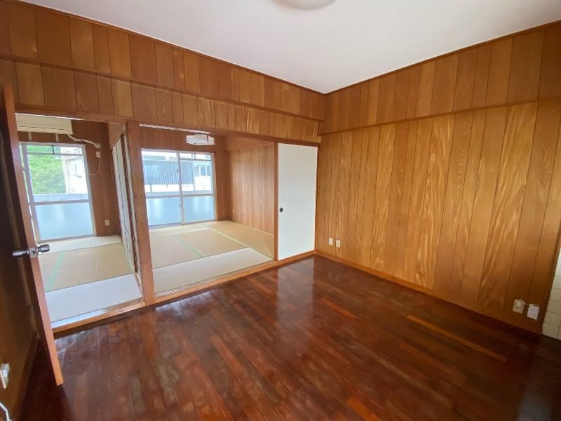 2LDK Rental Apartment in Yonabaru, Okinawa | Separate Bath & Toilet - Thumbnail 4