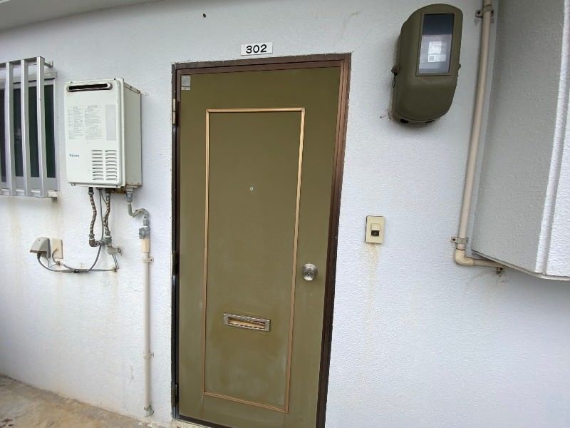 2LDK Rental Apartment in Yonabaru, Okinawa | Separate Bath & Toilet - Thumbnail 2