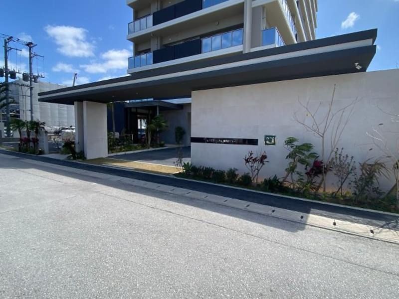 New 2LDK Apartment in Tomigusuku, Okinawa - 62.8 sqm - Thumbnail 2