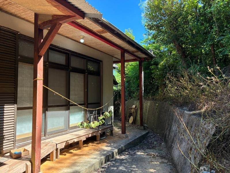 Traditional 3LDK House in Motobu, Okinawa - Thumbnail 2