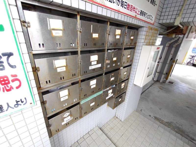Gran Court Yonabaru 1K Apartment for Rent in Okinawa - No Deposit - Thumbnail 2