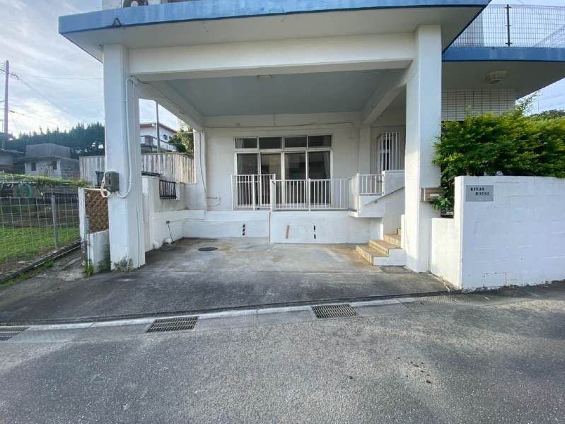 5LDK Reinforced Concrete House for Sale in Kitanakagusuku, Okinawa - Thumbnail 3