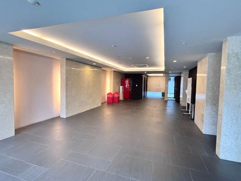 Le Cinq Naha West Street 3LDK Apartment with Sea Views - Thumbnail 4