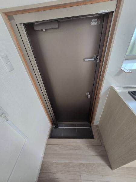 Renovated 2LDK House in Uruma City, Okinawa | 2980万 Yen - Thumbnail 4