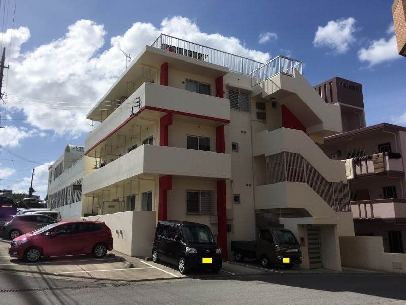 4LDK Apartment for Rent in Tomigusuku City, Okinawa - Thumbnail 2