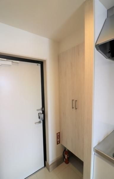 1K Apartment in Tomigusuku City, Okinawa - 26.18 sqm - Thumbnail 2