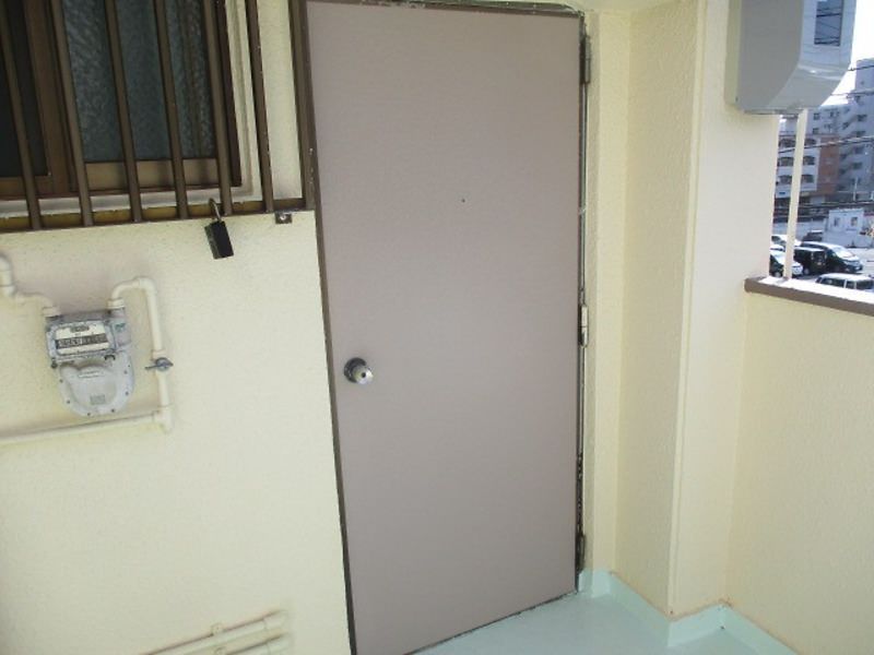 Renovated 1R Studio Apartment for Rent in Naha, Okinawa - Thumbnail 2