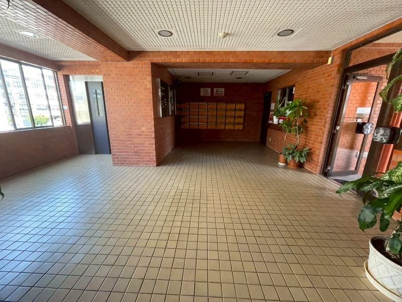 Renovated 1LDK Apartment for Sale in Naha City, Okinawa - Thumbnail 3