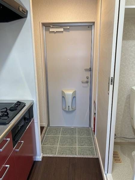 Modern 1K Apartment with Free WiFi in Motobu, Okinawa - Thumbnail 2