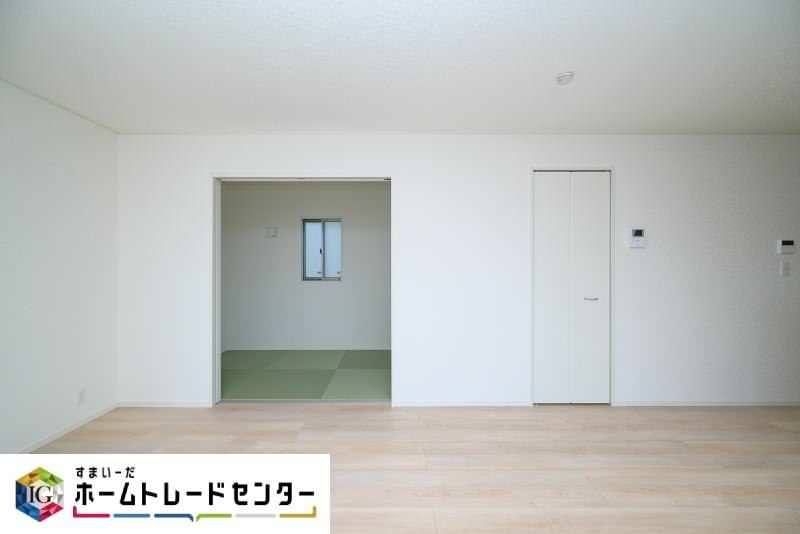 New 4LDK Wooden House in Itoman with Balcony - Thumbnail 2