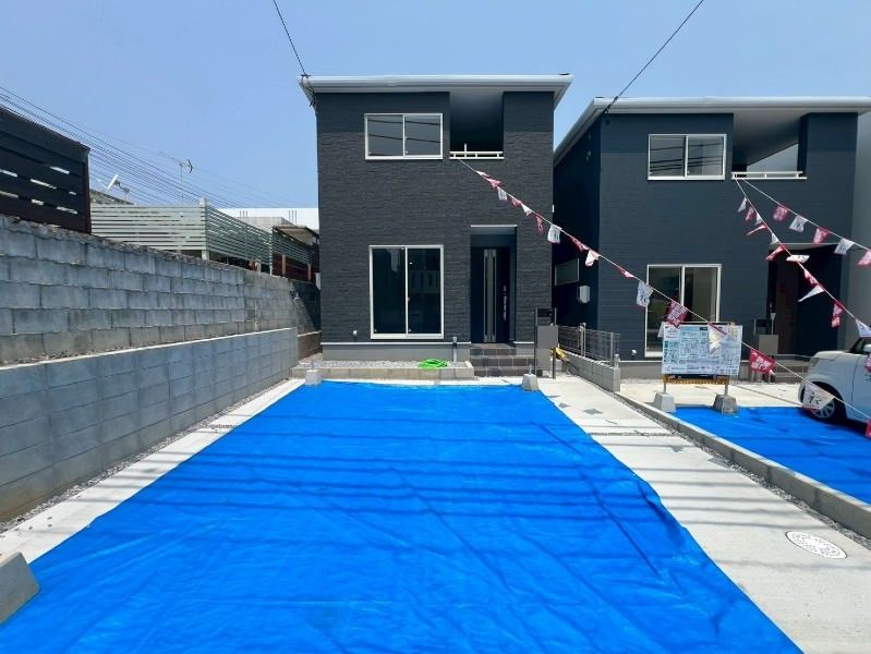 New 2LDK House for Sale in Misato, Okinawa City - Thumbnail 2