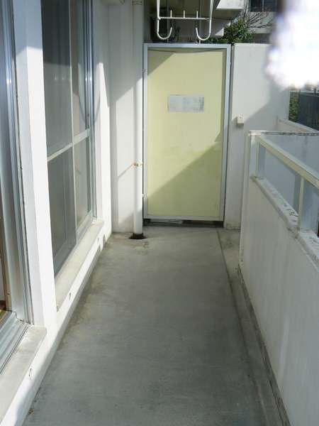 Sunflower Apartments 2DK Rental in Nishihara Town, Okinawa - Thumbnail 2