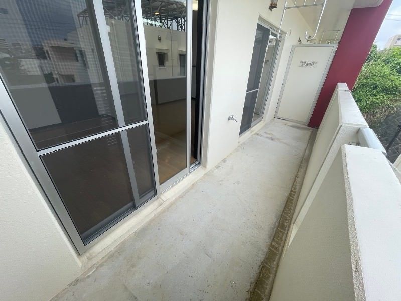 Comfort SK 2LDK Apartment for Rent in Okinawa City - Thumbnail 3