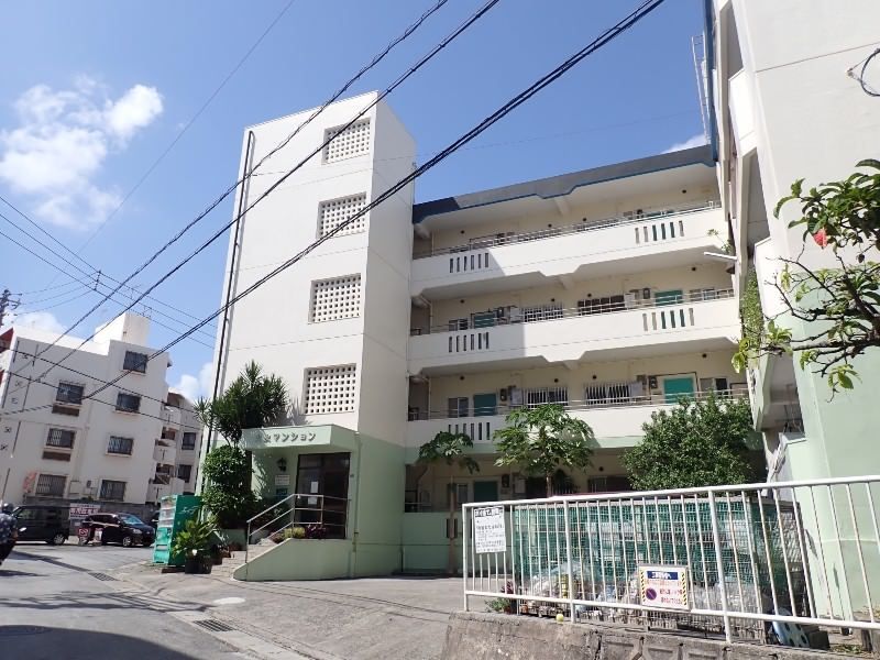 Pet-Friendly 2DK Apartment for Rent in Nagata, Naha, Okinawa - Thumbnail 2