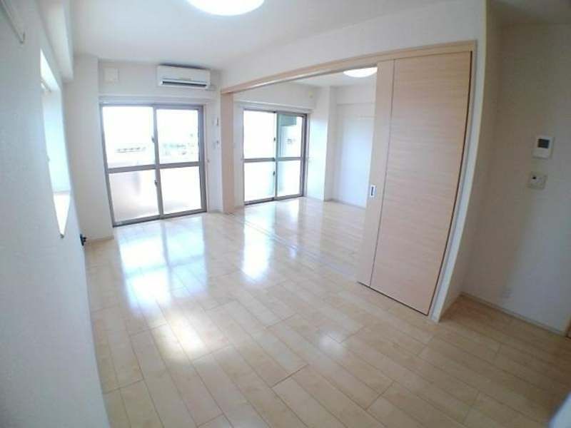Grande Happiness 1DK Apartment for Rent in Awase, Okinawa City - Thumbnail 4
