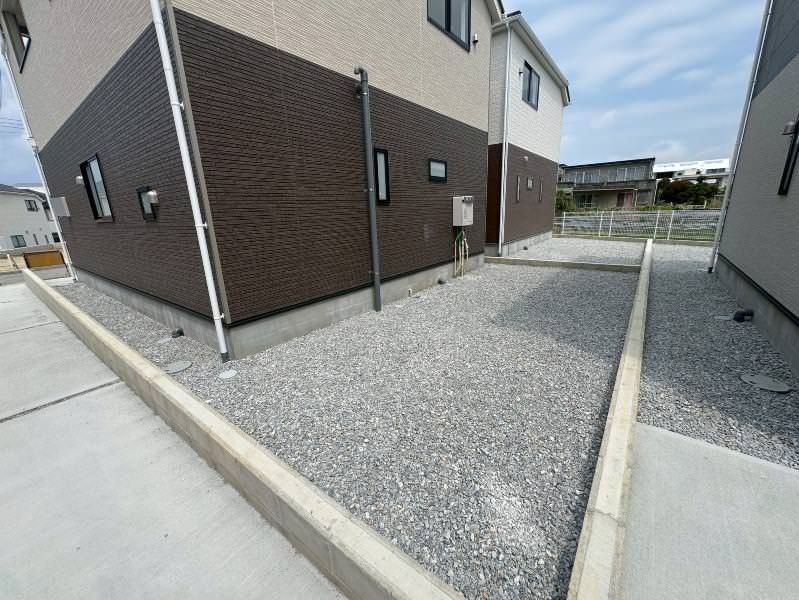 New 4LDK House for Sale in Ginowan, Okinawa - 2026 Completion - Thumbnail 2