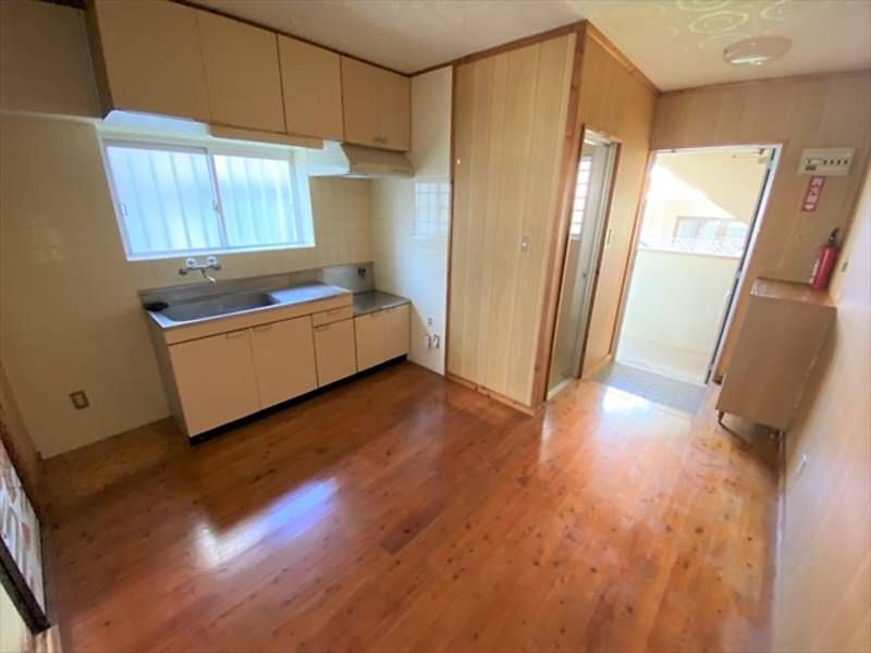 Heights Island 1DK Apartment for Rent in Urasoe, Okinawa - Thumbnail 3