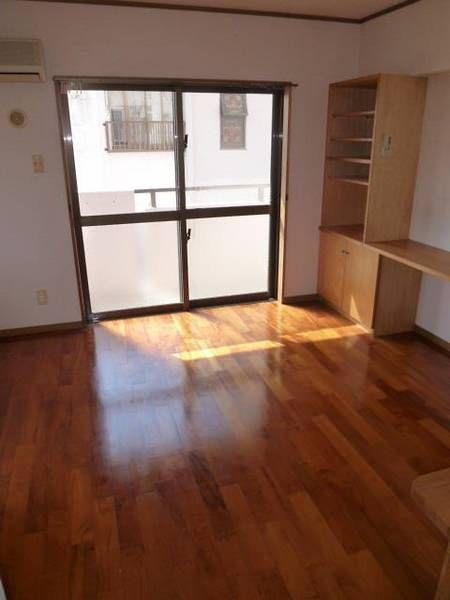 1K Apartment for Rent in Naha Hikawa with Free Internet - Thumbnail 4