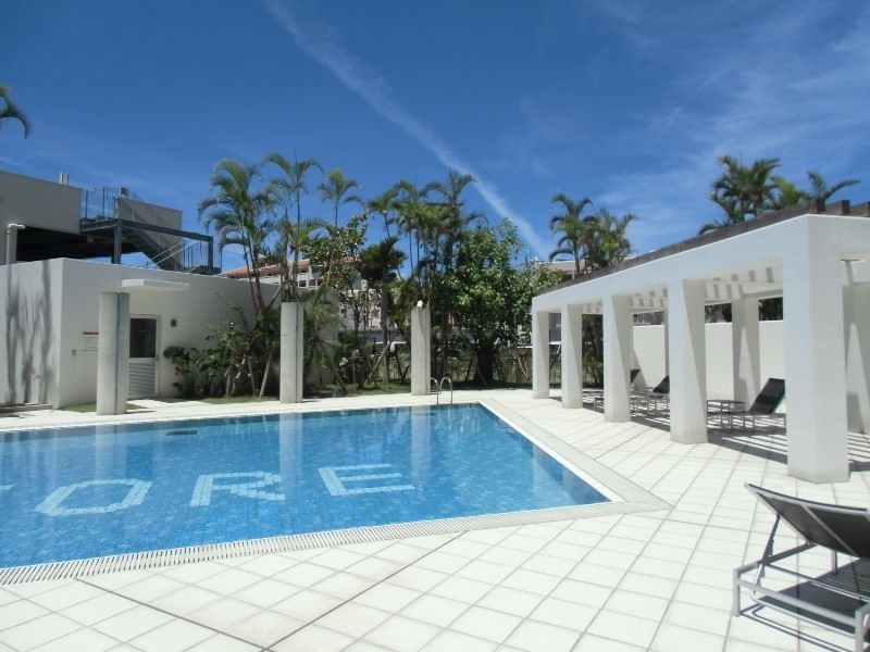 Altuere Mihama Chatan 3LDK Apartment with Ocean View & Pool - Thumbnail 4