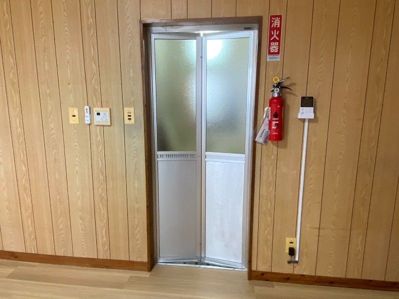 Tokumura Mansion 2LDK Rental Apartment in Ginowan, Okinawa - Thumbnail 2