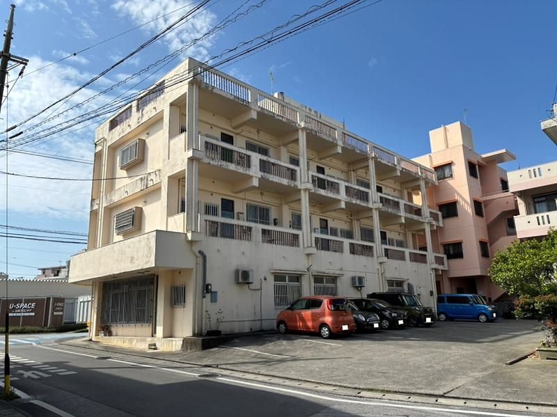 3DK Rental Apartment in Ginowan City, Okinawa - 58,000 Yen - Thumbnail 2