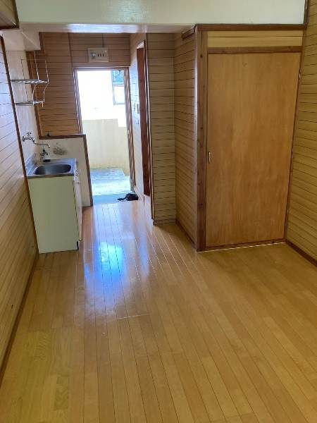 Miki House 1R Apartment for Rent in Ginowan, Okinawa - Thumbnail 3