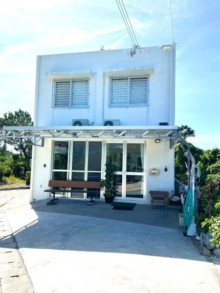 4LDK House for Sale in Seragaki, Onna Village, Okinawa - Thumbnail 2