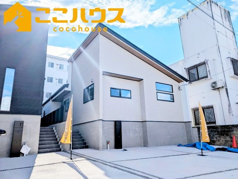 New 4LDK Single-Story House in Ginowan, Okinawa with 3 Car Parks - Thumbnail 4