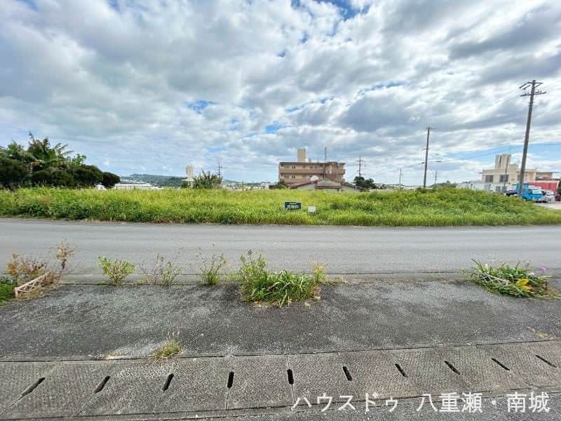 Land for Sale in Yaese Town, Okinawa - 738.95 sqm Plot - Thumbnail 3