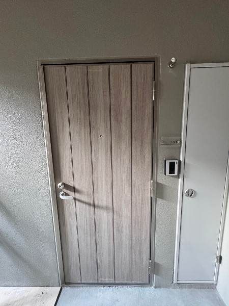 New 2025 1LDK Apartment for Rent in Chatan, Okinawa - Thumbnail 2